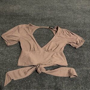 Misguided Brown Women's Wrap Top V Neck Tie Open Back Size 2 Casual Cropped